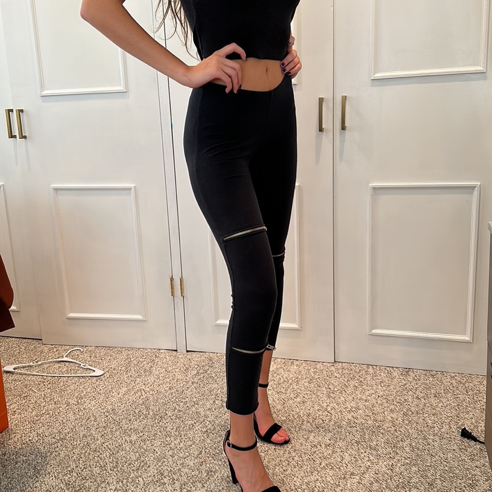 Zipper leggings